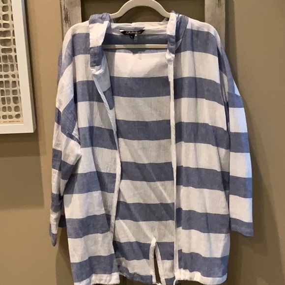 Charlie B Lightweight Jacket - Picture 3 of 5